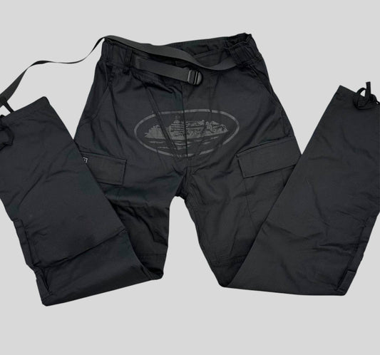 Corteiz Cargo Bottoms - Triple Black